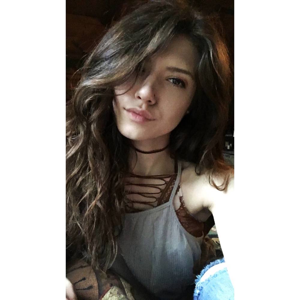 Meet your Posher, Alexus